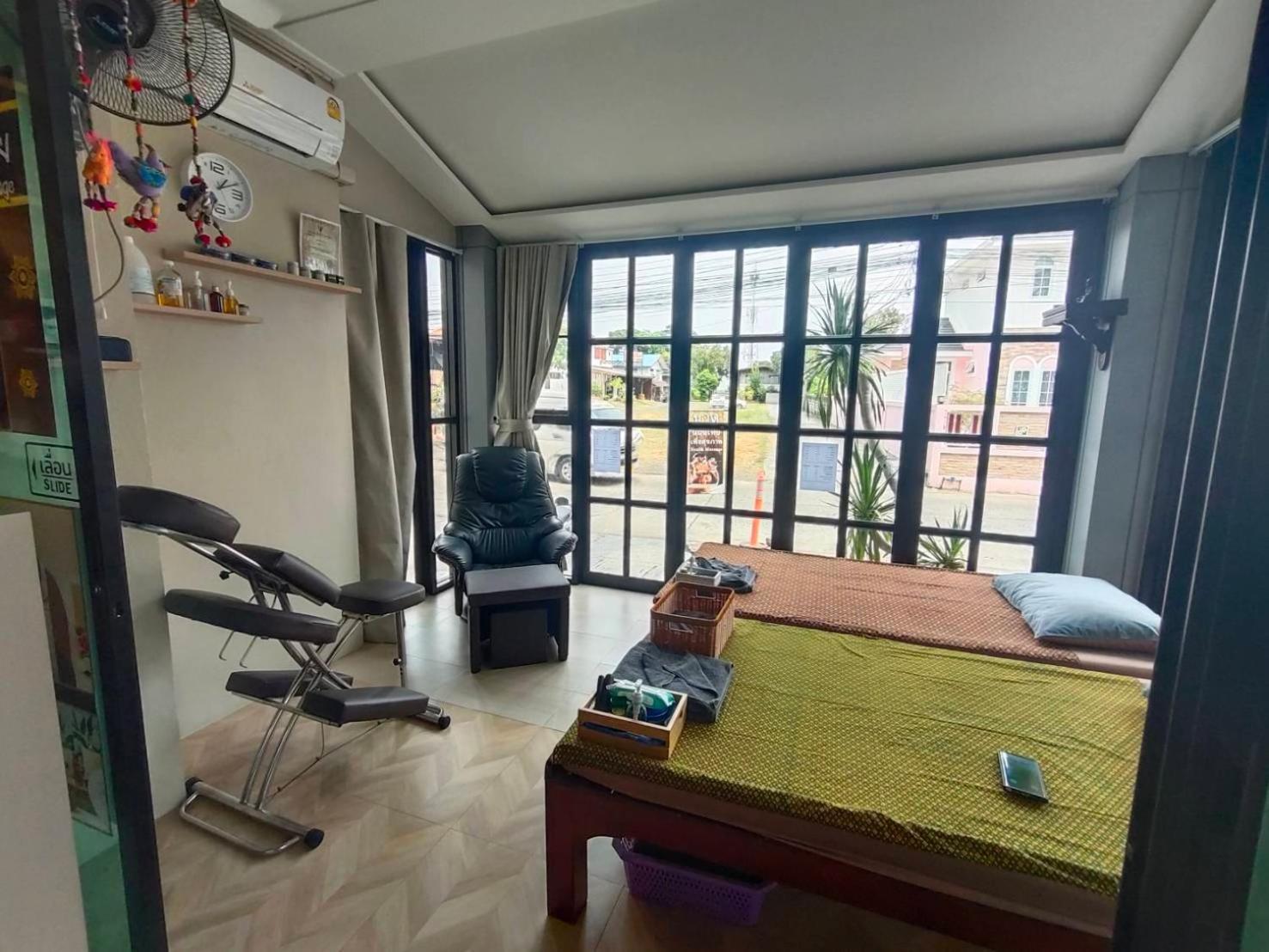 Qoo Hotel Buriram Exteriör bild